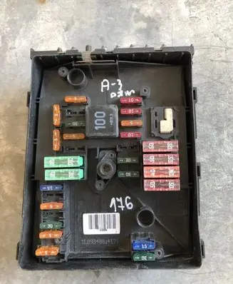 Audi A3 S3 8P Fuse box set