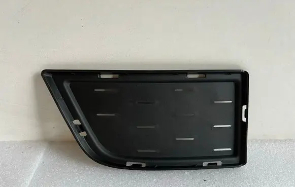 BMW X3 G01 Front bumper lower grill 8064593