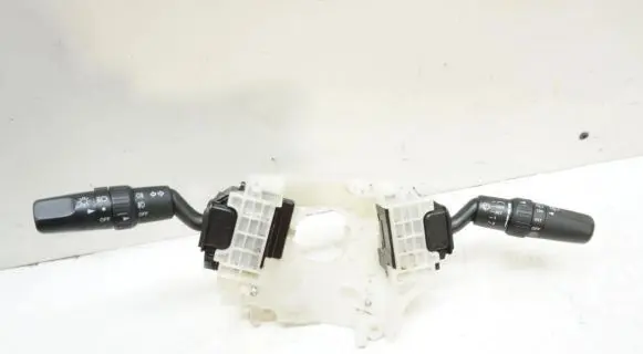 Mazda 5 A set of switches CC53