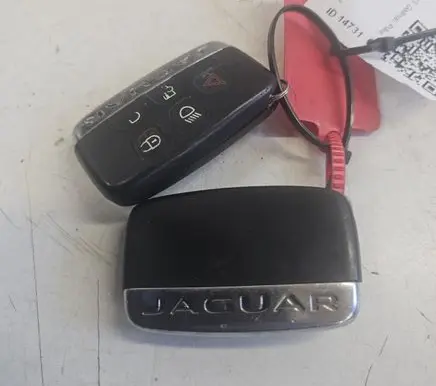 Jaguar XE Ignition key/card 