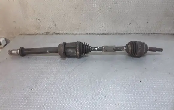 Toyota Corolla Verso E121 Front driveshaft