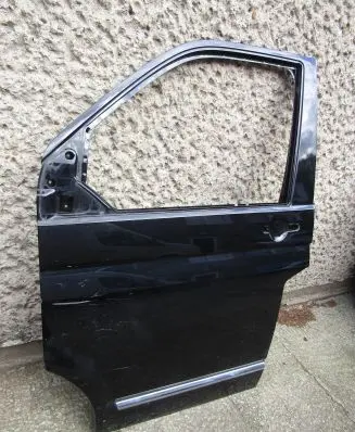 Volkswagen Multivan T6 Front door