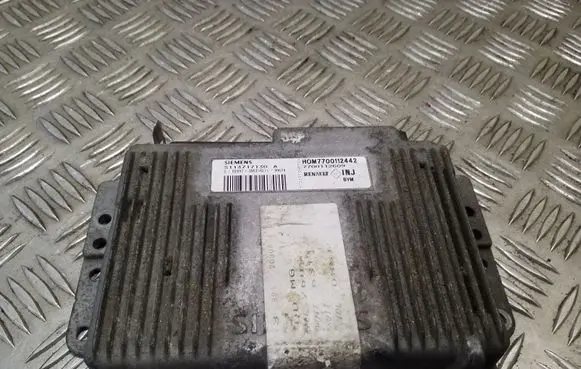 Renault Scenic I Engine control unit/module S113717130A 7700112609