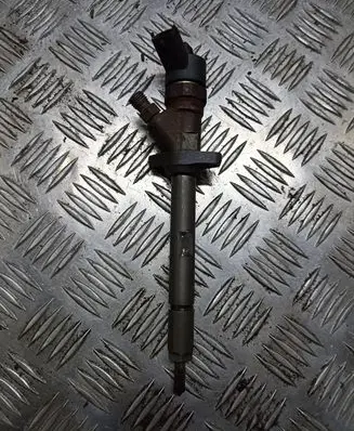 Peugeot 607 Fuel injector 9637277980 0445110035 C3224