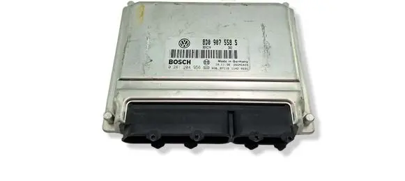Volkswagen PASSAT B5 Engine control unit/module 8D0907558S 0261204956