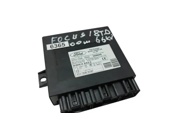 Ford Focus Comfort/convenience module 98AG15K600DE 5WK48682 5WK47230E