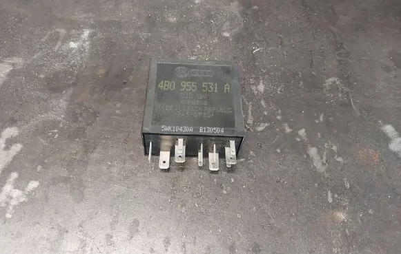 Audi A6 S6 C5 4B Other relay 4B0955531A 377