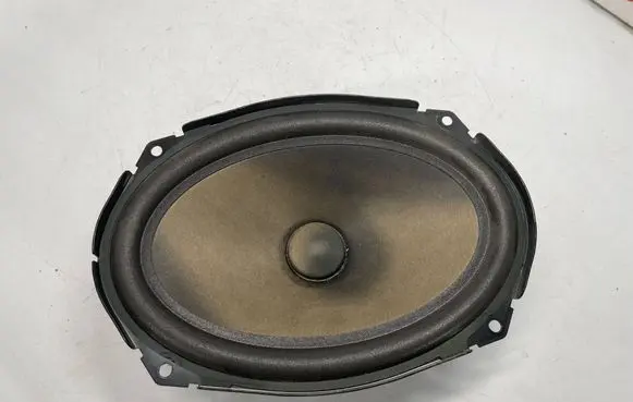 Mini One - Cooper Coupe R56 Parcel shelf speaker 9194842 65139194842
