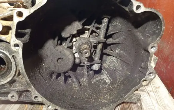 Hyundai Santa Fe Manual 5 speed gearbox