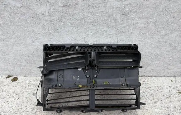 BMW 2 F45 Intercooler air guide/duct channel 7301606