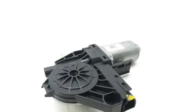Volvo XC60 Front door window regulator motor 966269103