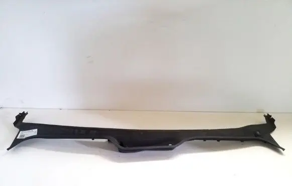 BMW 7 E65 E66 Wiper trim 7065284