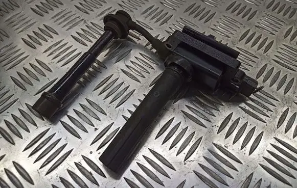 Subaru Justy Spark distributor 83E1
