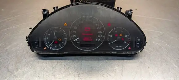 Mercedes-Benz E W211 Speedometer (instrument cluster) A2115403447 110080283 000086