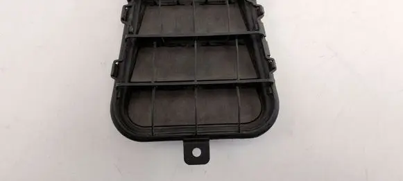 Audi A3 S3 8V Quarter panel pressure vent 4G9819181B