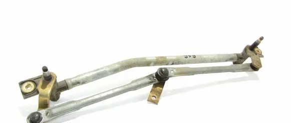 Skoda Fabia Mk1 (6Y) Front wiper linkage 