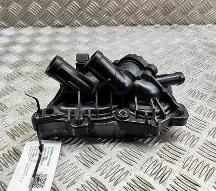 Volkswagen Polo V 6R Water pump 04E121121K 04E121116Q