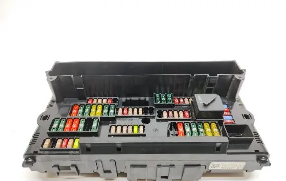 BMW 5 F10 F11 Fuse box set 9234421 01522830 217033442