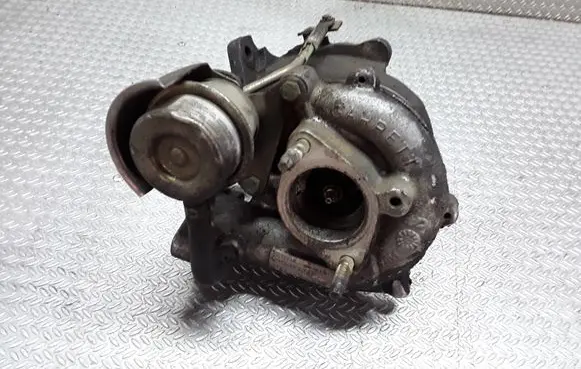 Nissan Almera Tino Turbo GT1549