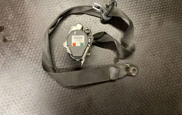 Mitsubishi Colt Rear seatbelt 0200R0000 070423 602441100B