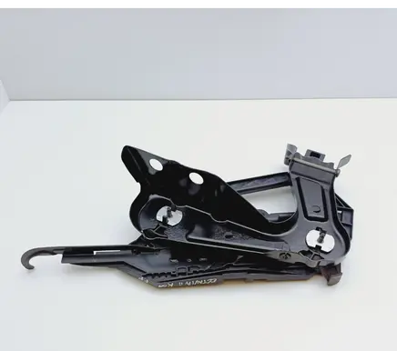 Skoda Octavia Mk2 (1Z) Headlight/headlamp mounting bracket 1Z0941340