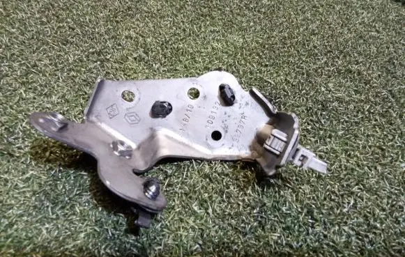 Renault Master III Turbo solenoid valve 39737R