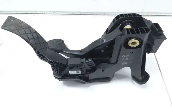 Volkswagen Golf VII Brake pedal 5Q1721058