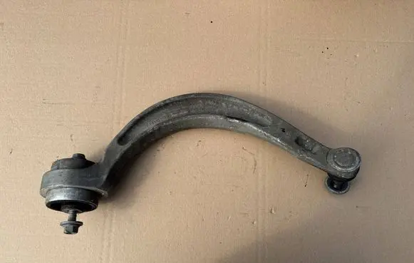 Audi A4 S4 B9 Front lower control arm/wishbone 8W0407696B
