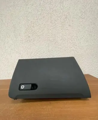 Mercedes-Benz C W205 Glove box 2392333 E203
