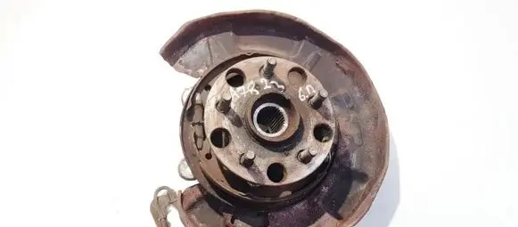 Lexus IS 220D-250-350 Rear wheel hub