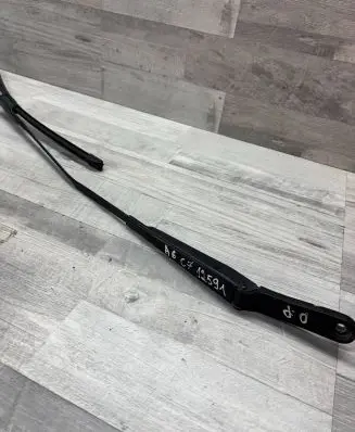 Audi A6 S6 C7 4G Front wiper blade arm 4G1955408B