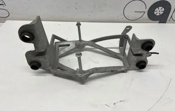 Volvo C40 A/C compressor mount bracket 