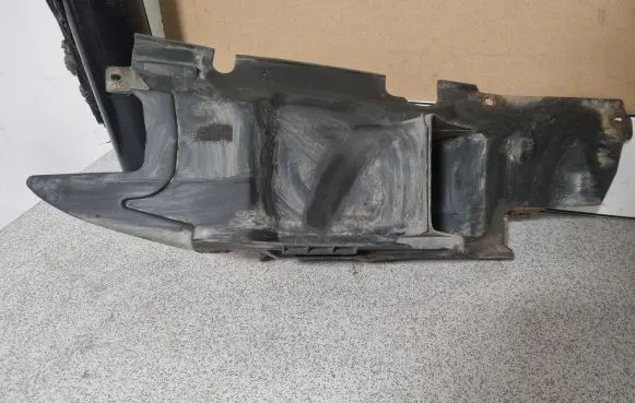 BMW 5 E39 Other engine bay part 8264399 24186110