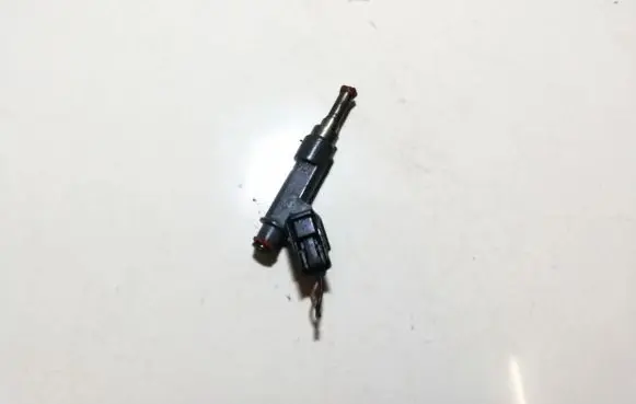 Toyota Prius (XW50) Fuel injector 50053216 2325037080