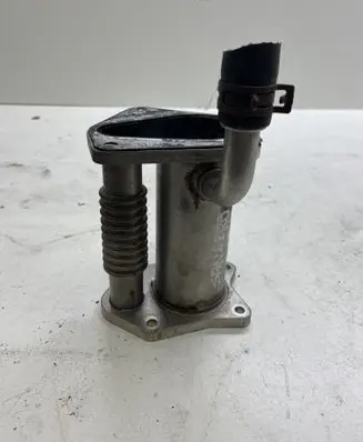 Dacia Sandero EGR valve cooler 147356133R
