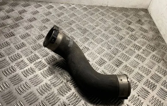 Mercedes-Benz C W204 Intercooler hose/pipe A2045281682
