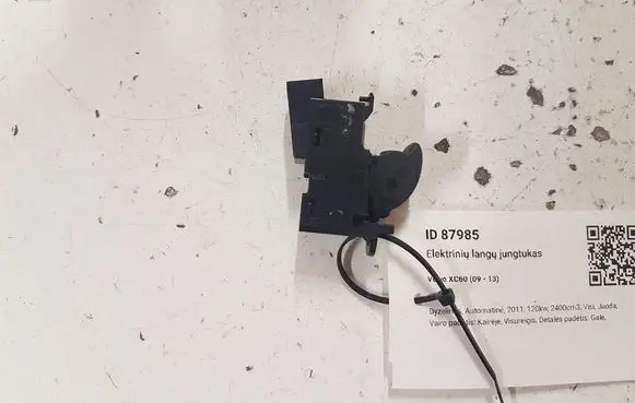 Volvo XC60 Electric window control switch 3127012 10W365