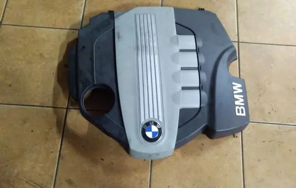 BMW 1 E81 E87 Engine cover (trim) 1147797410