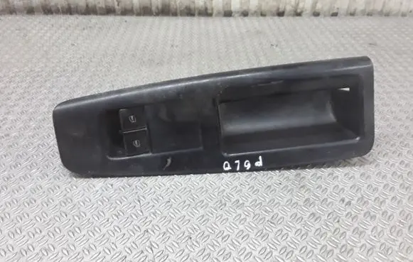 Volkswagen Polo Electric window control switch 6Q1867171