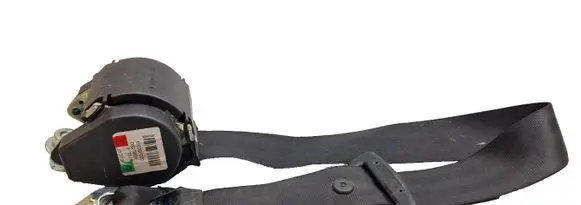 Rear seatbelt