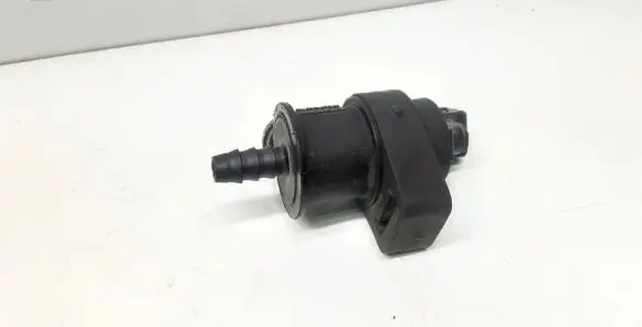Volvo S80 Vacuum valve 8653857