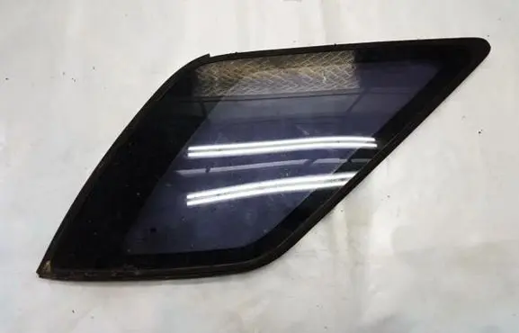 KIA Sorento Rear side window