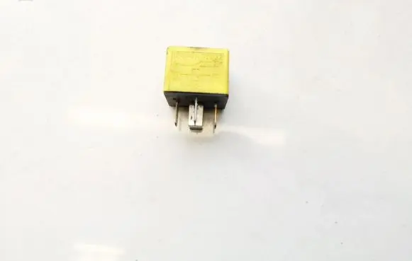 Renault Clio II Other relay 7700844253