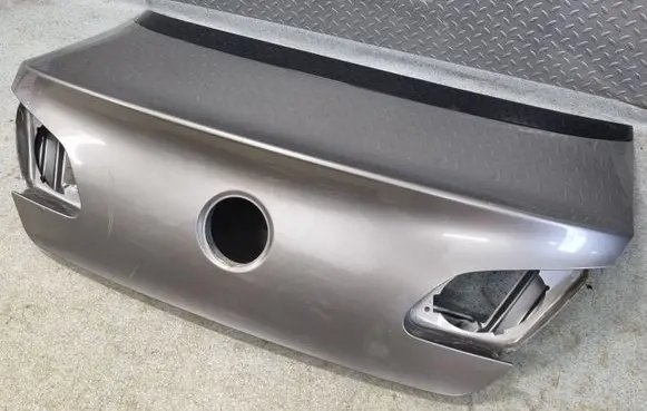 Volkswagen PASSAT CC Tailgate/trunk/boot lid 3C8827025C