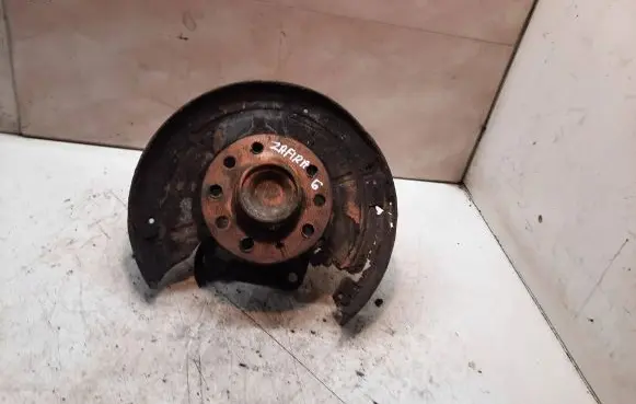 Opel Zafira A Rear wheel hub