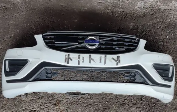 Volvo XC60 Front bumper 31383105