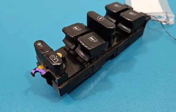 Volkswagen PASSAT B5.5 Electric window control switch 1J4959857B IMPRK1535882