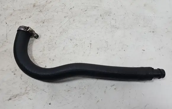 Ford Explorer Breather hose/pipe