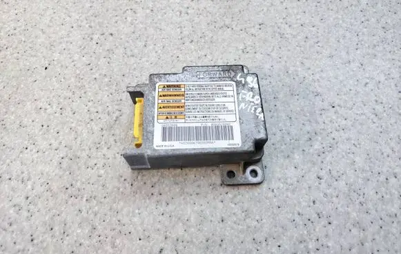 Opel Frontera B Airbag control unit/module 8093526892