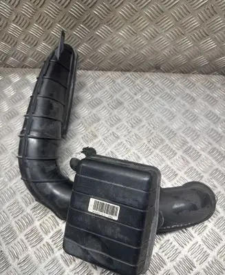 BMW X3 F25 Intake resonator 8517608 8512249